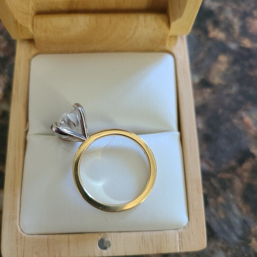 Brilliant Earth 3.5 Carat Moissanite Engagement Ring Sz 6 Melinda Solitaire Oval - Picture 2 of 6